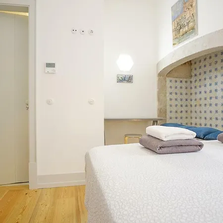 Apartment Superb In Historical Centre Lisbon